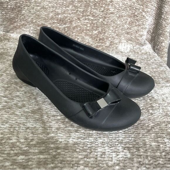 Crocs Gianna‎ Bow Ballet Flat Black Women’s Sz 7 Slip On - Picture 1 of 6
